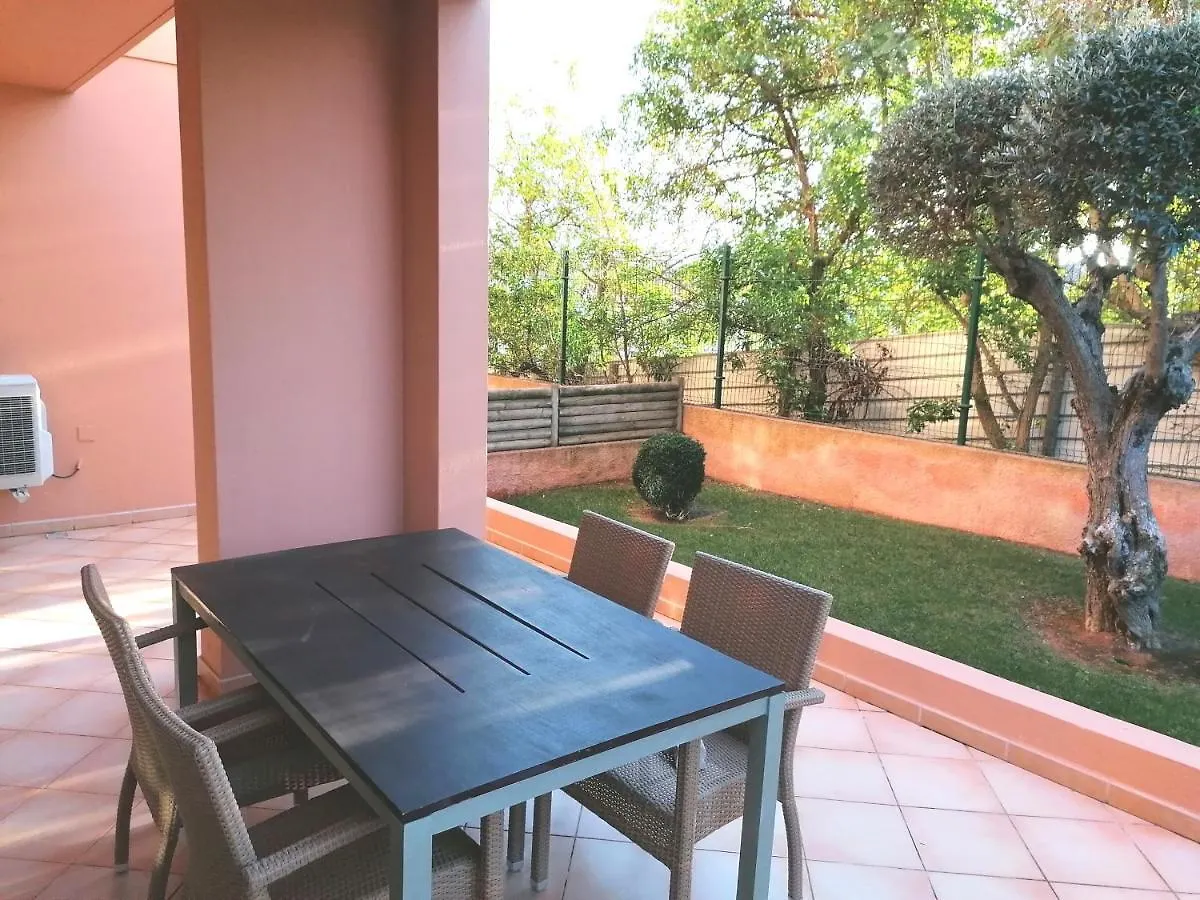 Luz Beach Garden & Relaxing Apartment 0*,